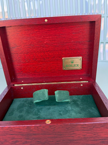 Rolex wood watch presentation - wood,