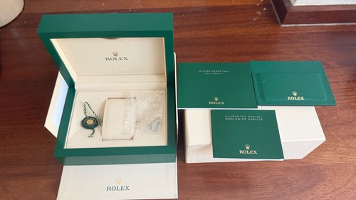 Rolex oyster perpetual genuine - rolex,