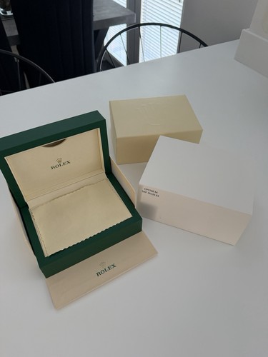 Rolex medium watch - rolex,