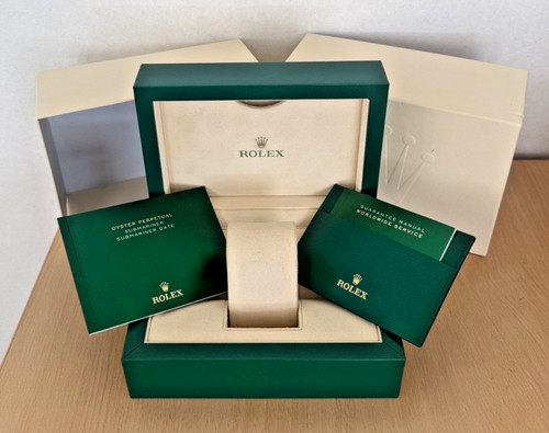 Rolex submariner date - rolex,